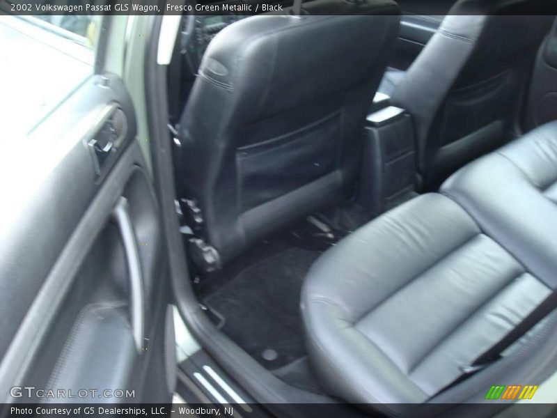 Fresco Green Metallic / Black 2002 Volkswagen Passat GLS Wagon