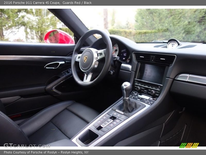 Guards Red / Black 2016 Porsche 911 Carrera 4S Coupe