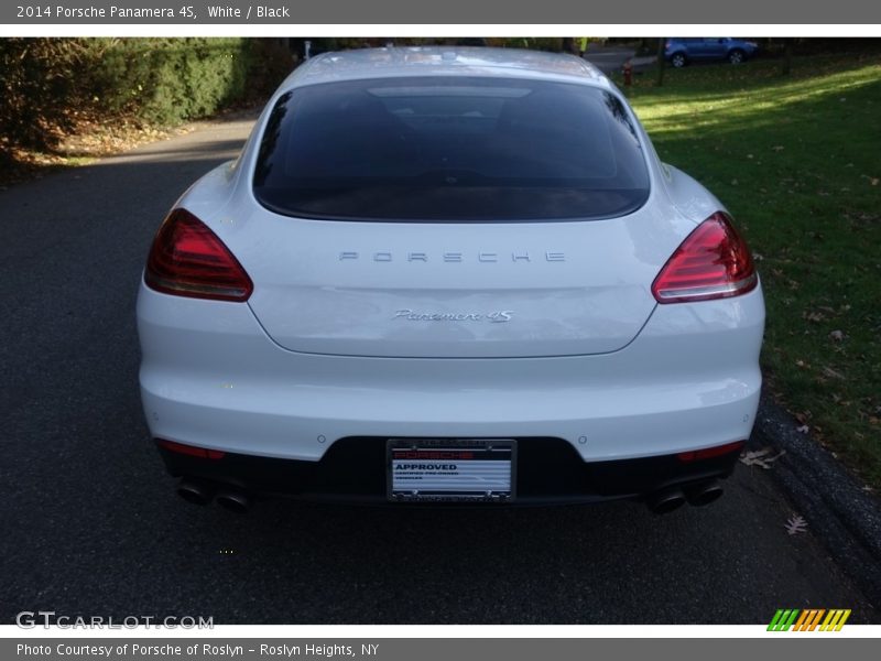 White / Black 2014 Porsche Panamera 4S