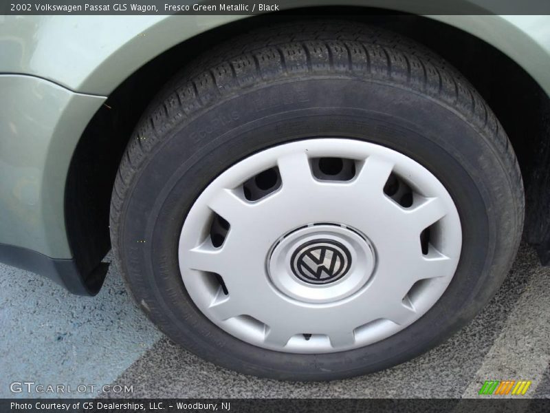 Fresco Green Metallic / Black 2002 Volkswagen Passat GLS Wagon