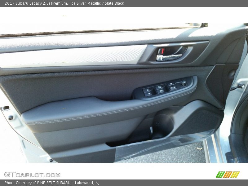 Ice Silver Metallic / Slate Black 2017 Subaru Legacy 2.5i Premium