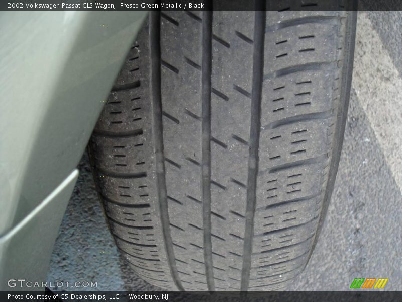 Fresco Green Metallic / Black 2002 Volkswagen Passat GLS Wagon