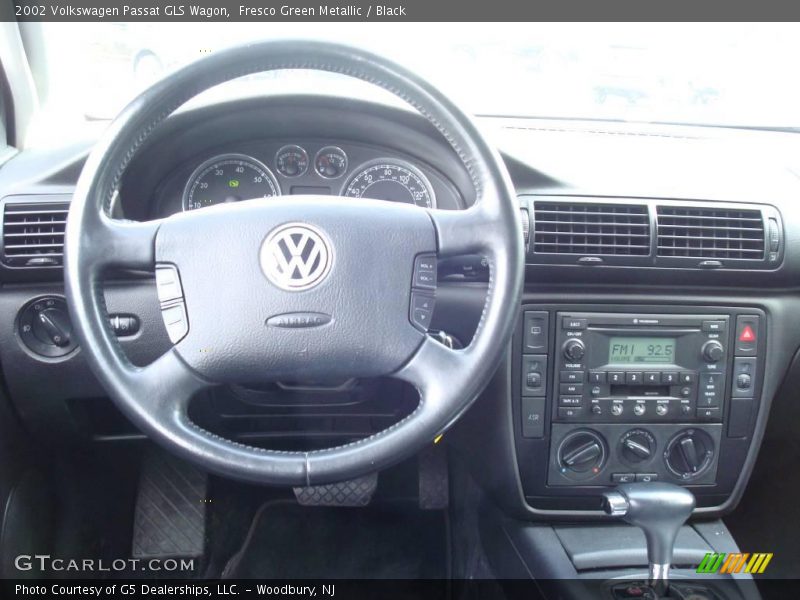 Fresco Green Metallic / Black 2002 Volkswagen Passat GLS Wagon