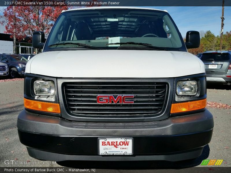 Summit White / Medium Pewter 2017 GMC Savana Van 3500 Cargo