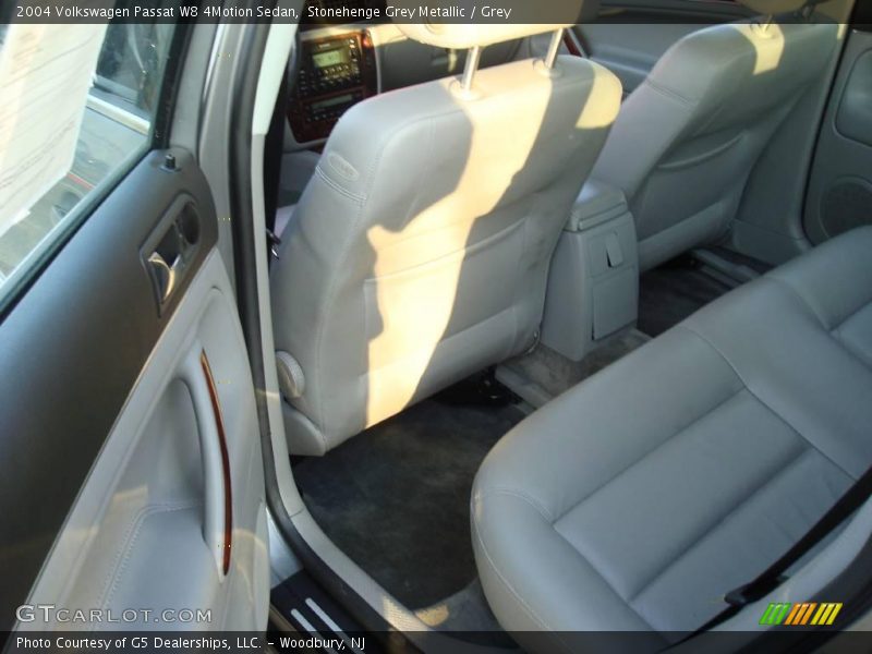 Stonehenge Grey Metallic / Grey 2004 Volkswagen Passat W8 4Motion Sedan