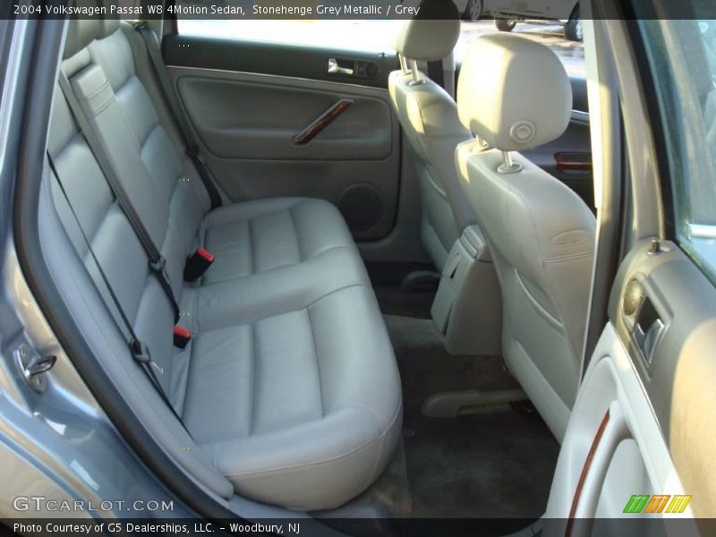 Stonehenge Grey Metallic / Grey 2004 Volkswagen Passat W8 4Motion Sedan