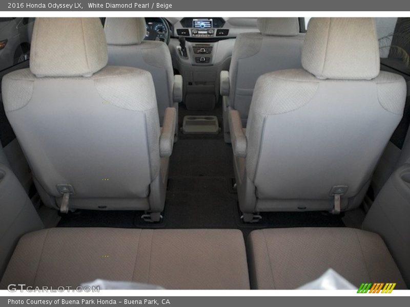 White Diamond Pearl / Beige 2016 Honda Odyssey LX