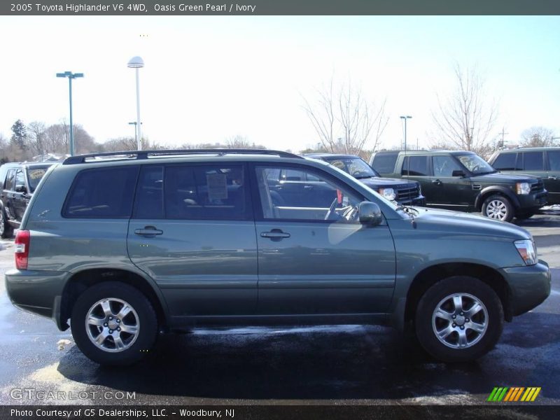 Oasis Green Pearl / Ivory 2005 Toyota Highlander V6 4WD