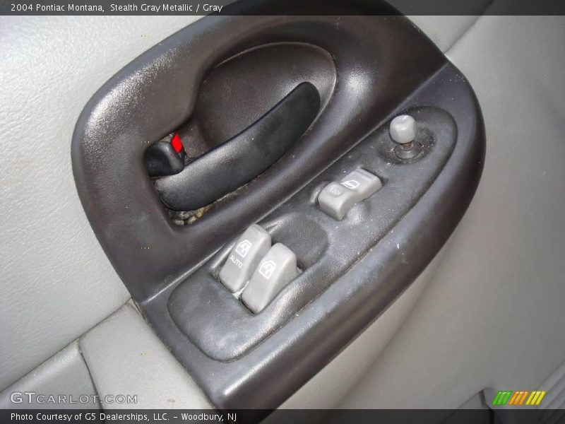Stealth Gray Metallic / Gray 2004 Pontiac Montana