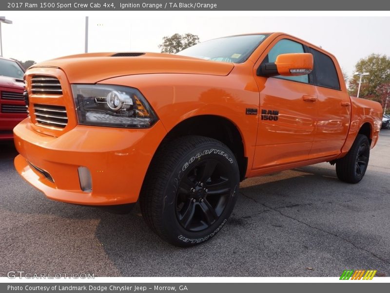 Front 3/4 View of 2017 1500 Sport Crew Cab 4x4