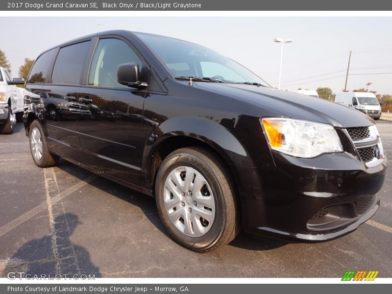 Black Onyx / Black/Light Graystone 2017 Dodge Grand Caravan SE