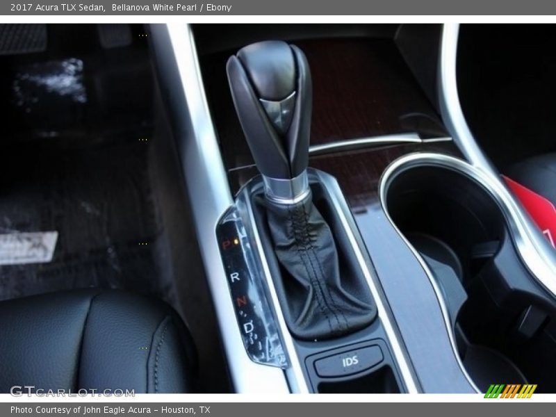 Bellanova White Pearl / Ebony 2017 Acura TLX Sedan
