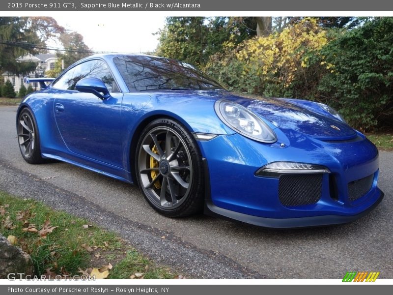 Front 3/4 View of 2015 911 GT3