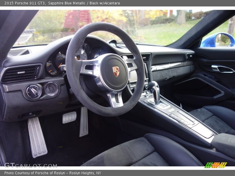 Dashboard of 2015 911 GT3