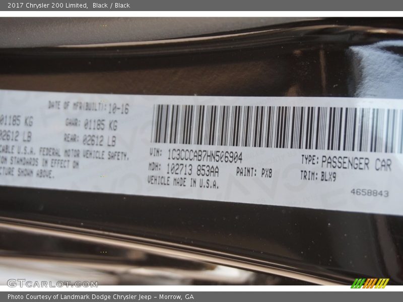 Black / Black 2017 Chrysler 200 Limited