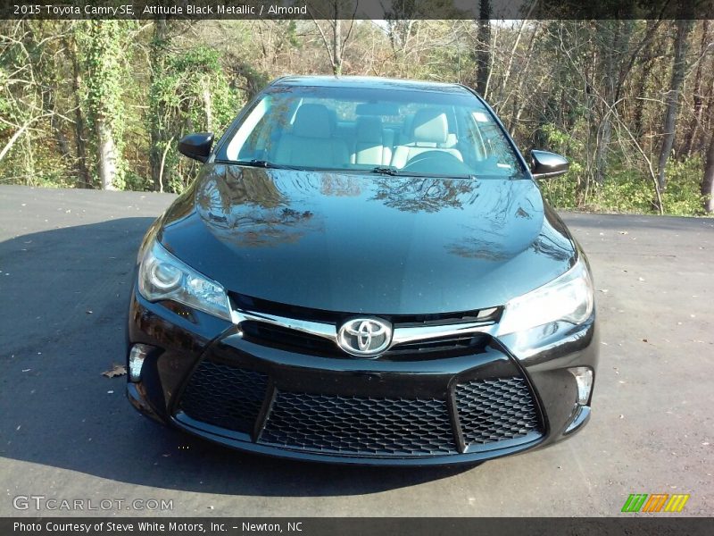 Attitude Black Metallic / Almond 2015 Toyota Camry SE
