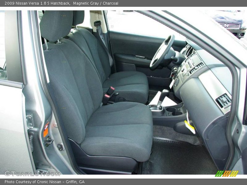 Magnetic Gray / Charcoal 2009 Nissan Versa 1.8 S Hatchback