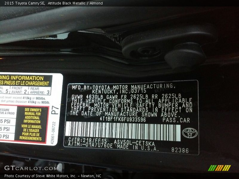 Attitude Black Metallic / Almond 2015 Toyota Camry SE