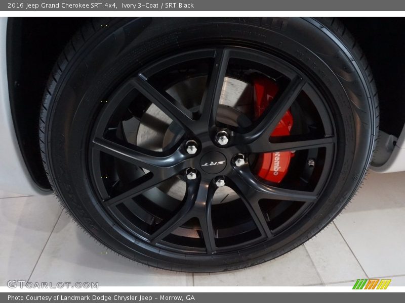  2016 Grand Cherokee SRT 4x4 Wheel