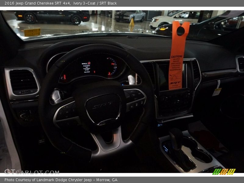 Ivory 3-Coat / SRT Black 2016 Jeep Grand Cherokee SRT 4x4