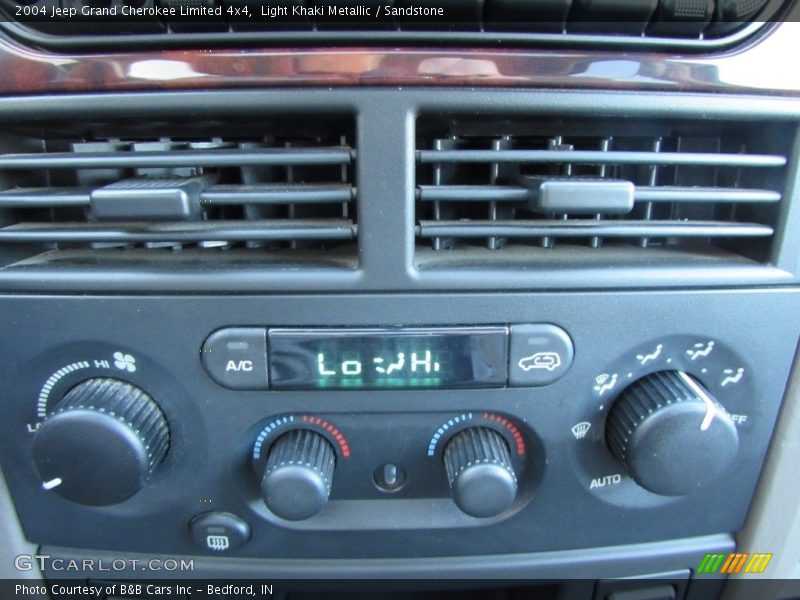 Light Khaki Metallic / Sandstone 2004 Jeep Grand Cherokee Limited 4x4