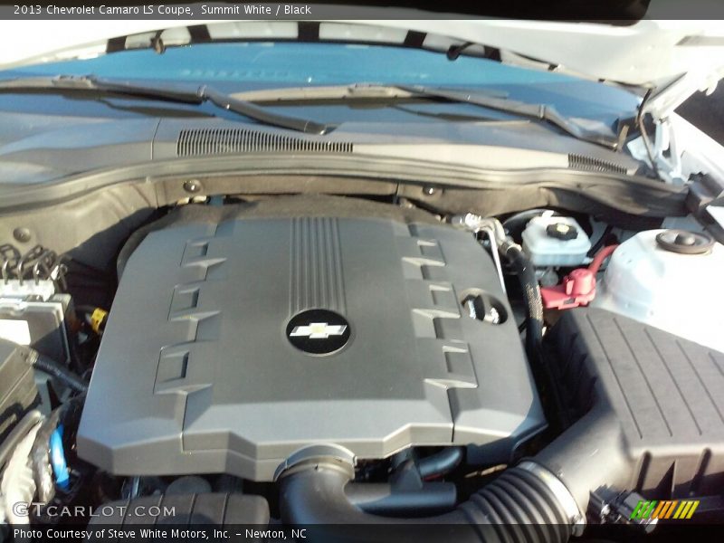 Summit White / Black 2013 Chevrolet Camaro LS Coupe