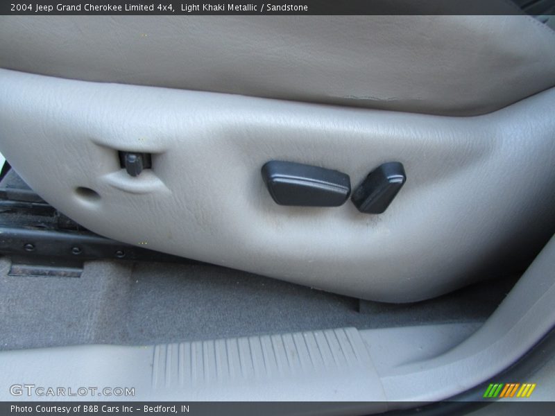 Light Khaki Metallic / Sandstone 2004 Jeep Grand Cherokee Limited 4x4