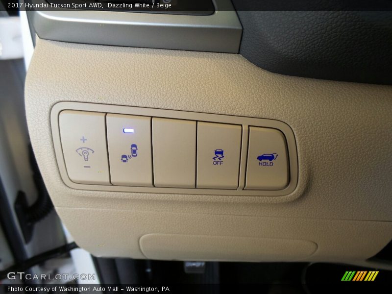 Dazzling White / Beige 2017 Hyundai Tucson Sport AWD