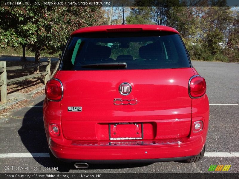 Rosso (Red) / Nero/Grigio (Black/Gray) 2017 Fiat 500L Pop