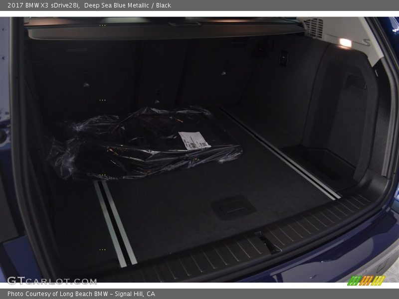 Deep Sea Blue Metallic / Black 2017 BMW X3 sDrive28i