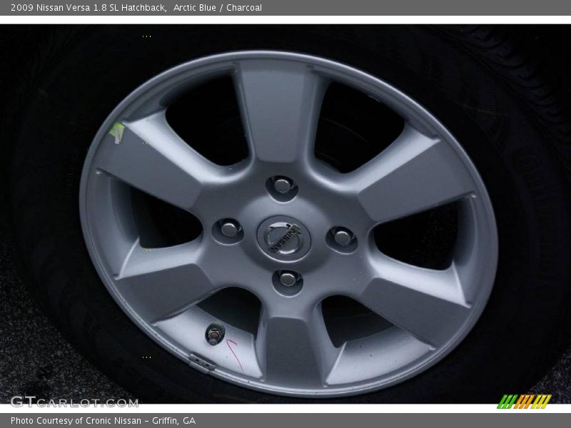 Arctic Blue / Charcoal 2009 Nissan Versa 1.8 SL Hatchback