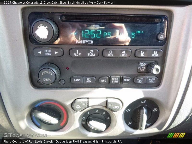 Silver Birch Metallic / Very Dark Pewter 2005 Chevrolet Colorado LS Crew Cab