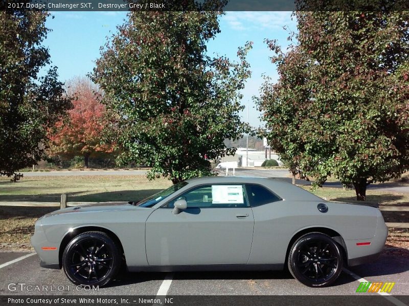  2017 Challenger SXT Destroyer Grey
