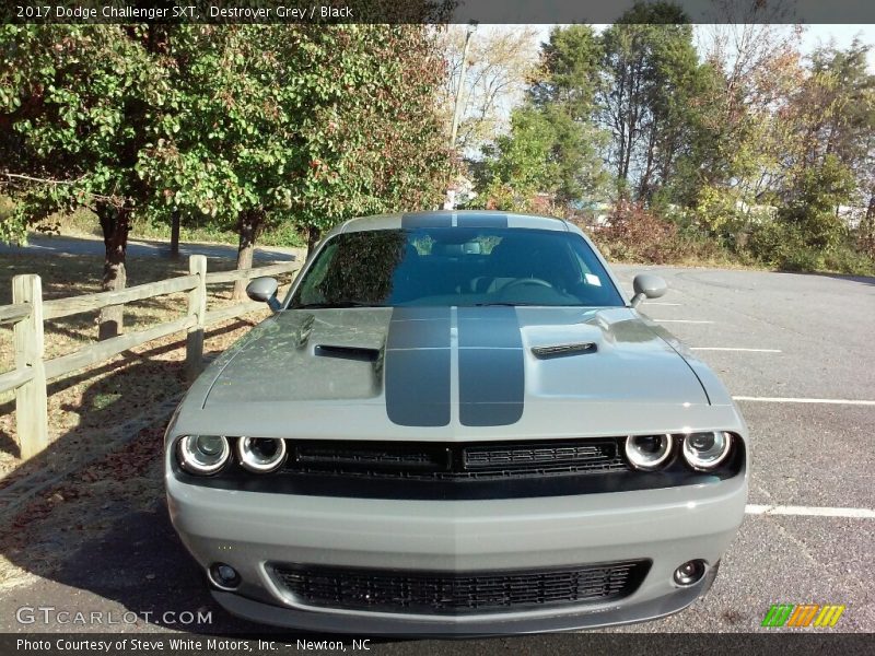 2017 Challenger SXT Destroyer Grey