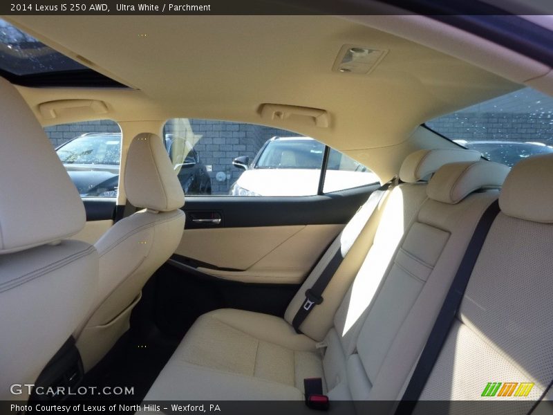 Ultra White / Parchment 2014 Lexus IS 250 AWD