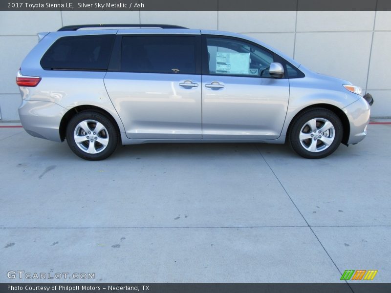  2017 Sienna LE Silver Sky Metallic
