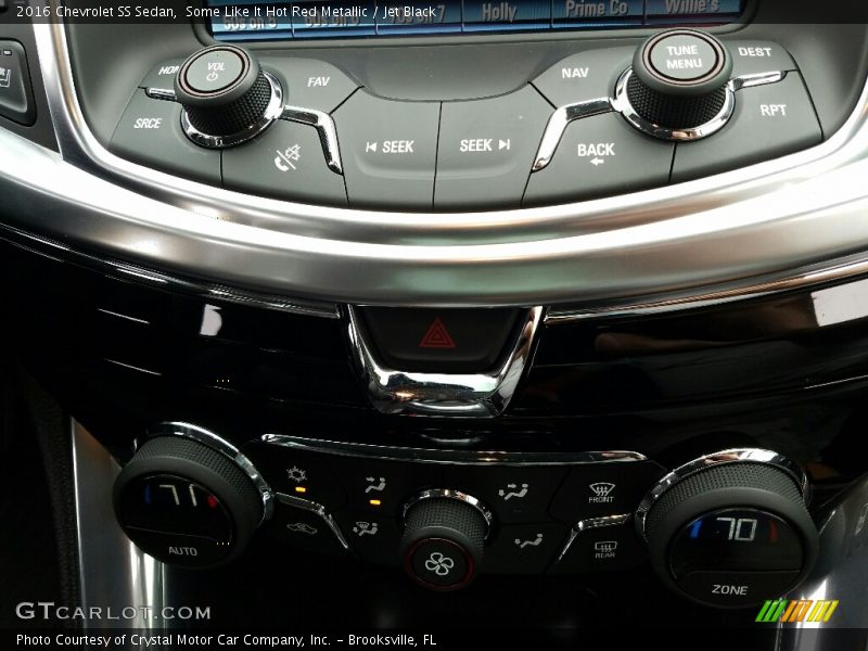 Controls of 2016 SS Sedan