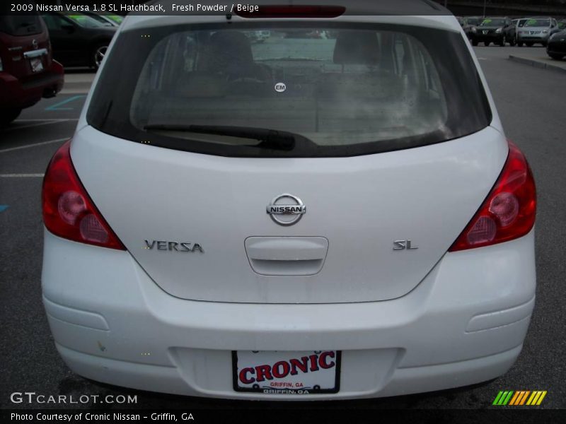 Fresh Powder / Beige 2009 Nissan Versa 1.8 SL Hatchback