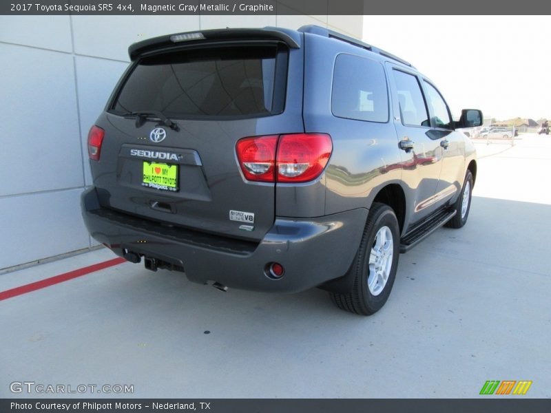 Magnetic Gray Metallic / Graphite 2017 Toyota Sequoia SR5 4x4
