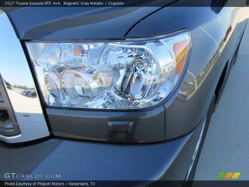 Magnetic Gray Metallic / Graphite 2017 Toyota Sequoia SR5 4x4