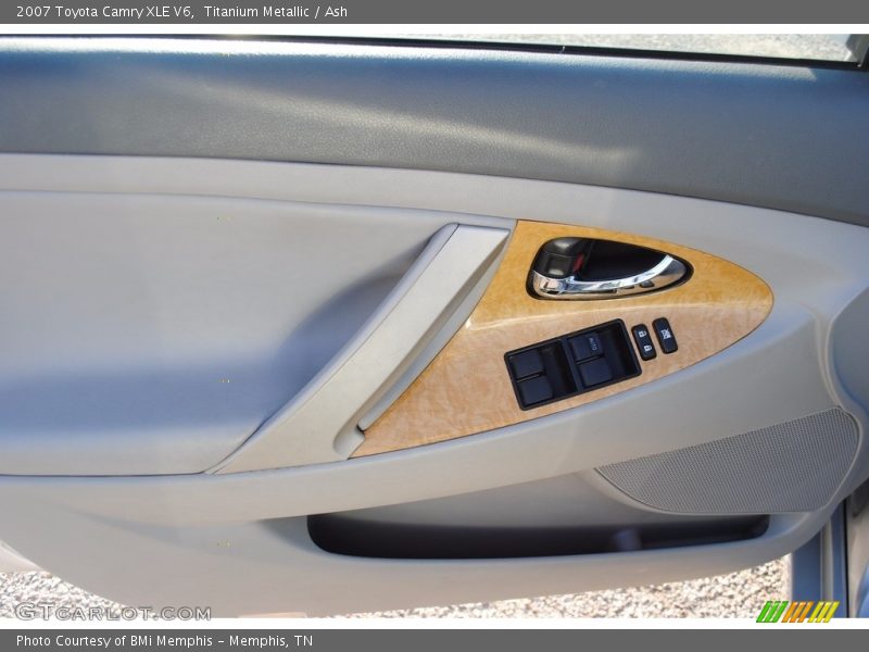 Titanium Metallic / Ash 2007 Toyota Camry XLE V6