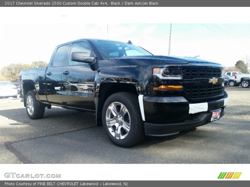 Black / Dark Ash/Jet Black 2017 Chevrolet Silverado 1500 Custom Double Cab 4x4