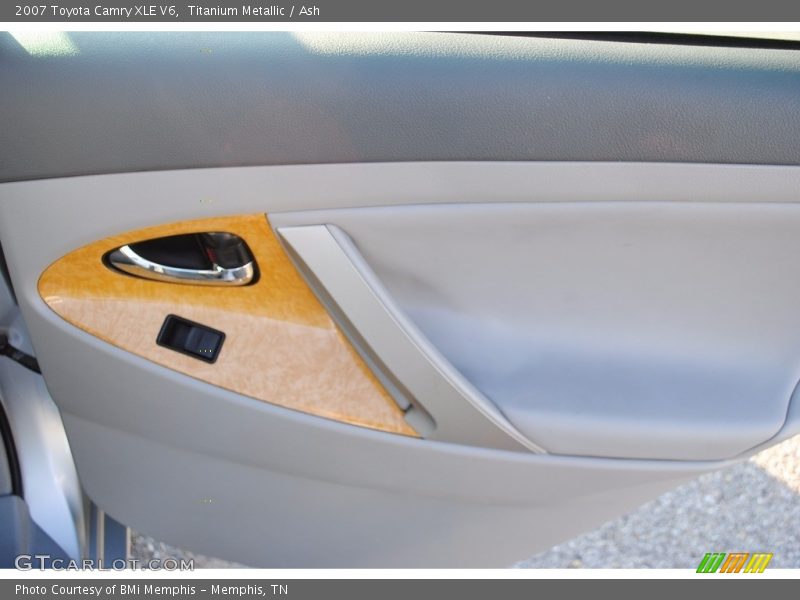 Titanium Metallic / Ash 2007 Toyota Camry XLE V6