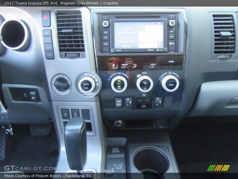 Controls of 2017 Sequoia SR5 4x4