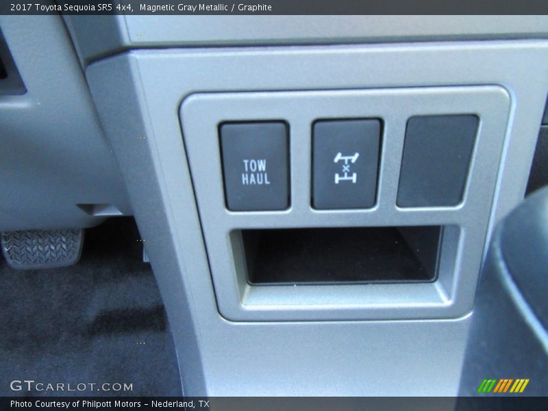 Controls of 2017 Sequoia SR5 4x4