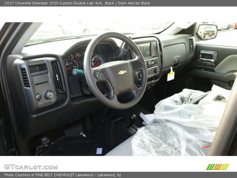 Black / Dark Ash/Jet Black 2017 Chevrolet Silverado 1500 Custom Double Cab 4x4