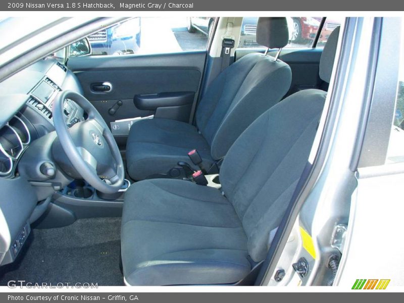 Magnetic Gray / Charcoal 2009 Nissan Versa 1.8 S Hatchback