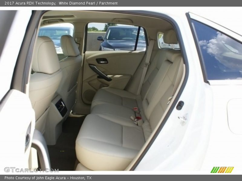 White Diamond Pearl / Parchment 2017 Acura RDX Technology