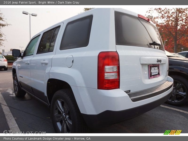 Bright White / Dark Slate Gray 2016 Jeep Patriot Sport