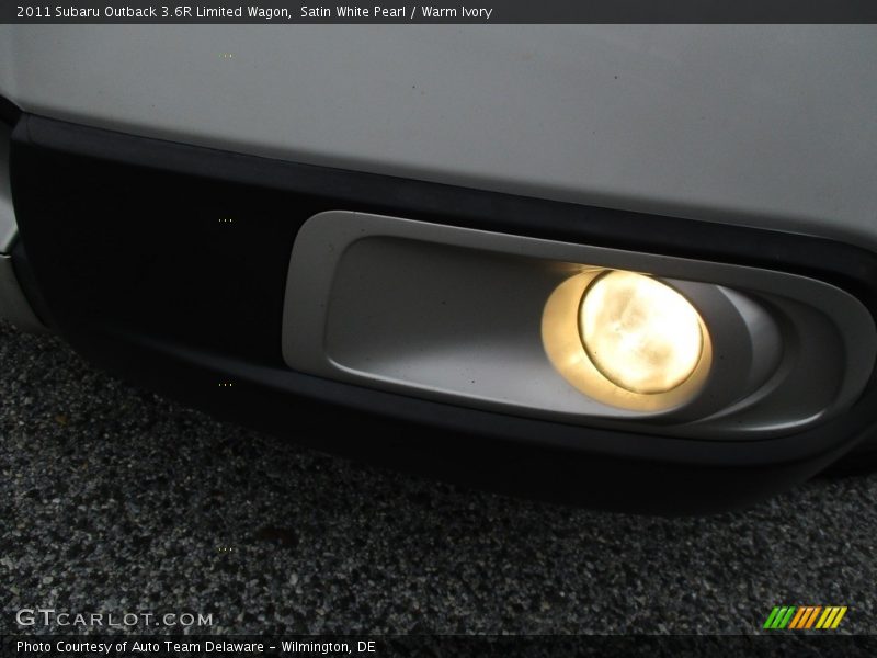 Satin White Pearl / Warm Ivory 2011 Subaru Outback 3.6R Limited Wagon